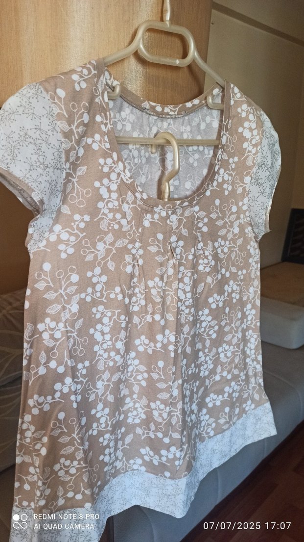 Bej rengi beyaz desenli bluz - Görsel 4