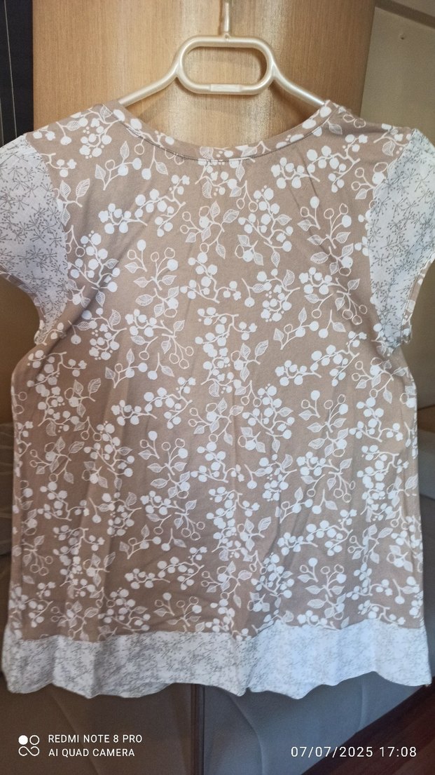 Bej rengi beyaz desenli bluz - Görsel 5