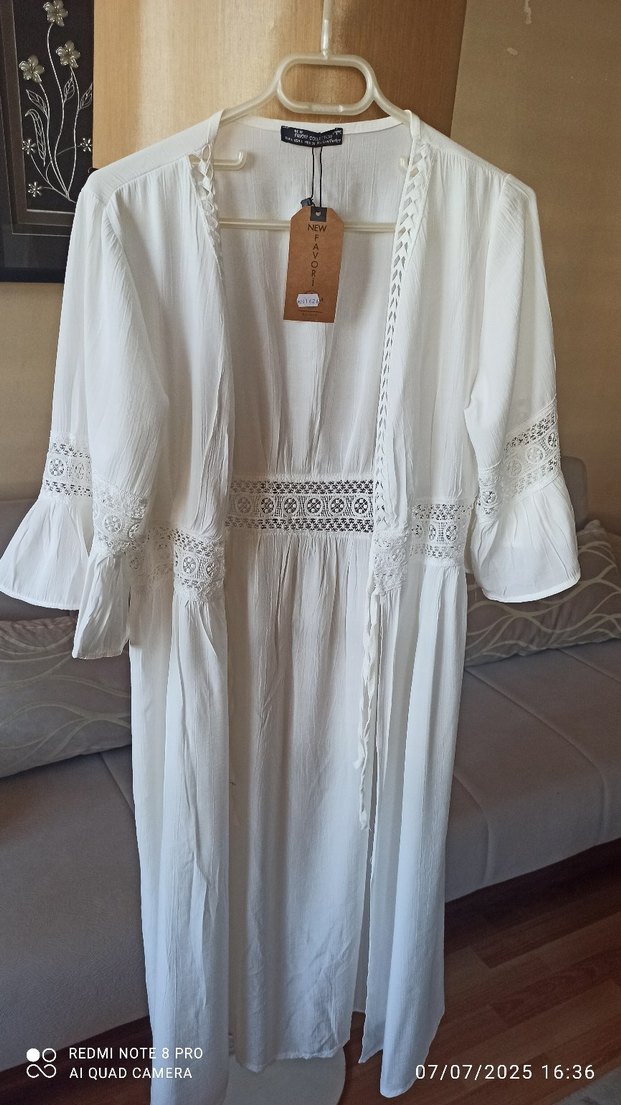 Uzun Beyaz Bohem Nakışlı kimono - Görsel 4