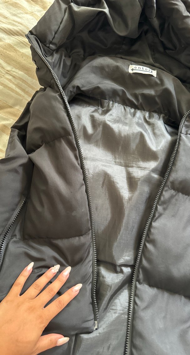 Fermuarlı Siyah Kapüşonlu Kadın Yelek - Görsel 3