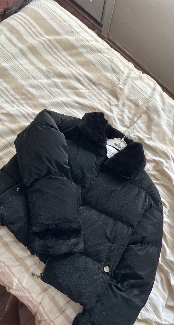 Kürk Detaylı Siyah Kadın Kışlık Mont - Görsel 2