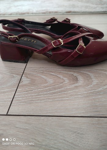 Bordo Rugan Tokalı Stiletto Kadın Ayakkabı - Görsel 2