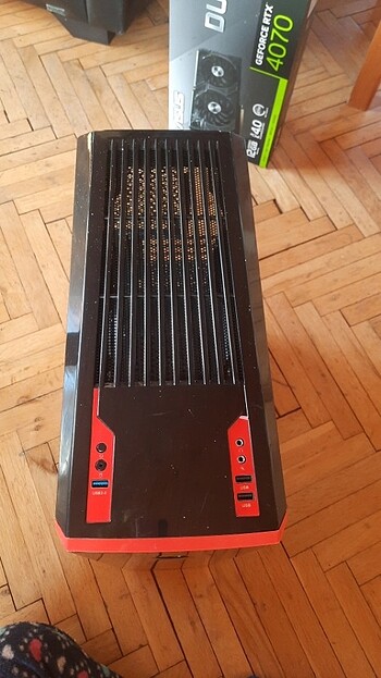 Diğer Bilgisayar Kasası + Power Supply
