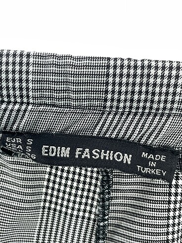 s Beden çeşitli Renk Diğer Düz Kesim %70 İndirimli.