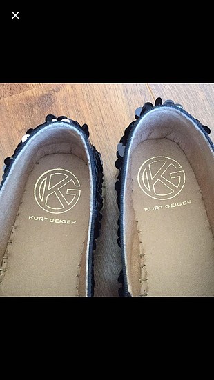 38 Beden Kurt geiger