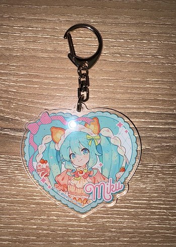 miku anahtarlık
