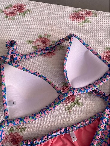 36 Beden çeşitli Renk Bikini takımı
