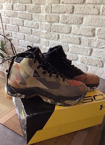 Nike Under Armour Unisex Basketbol Ayakkabısı