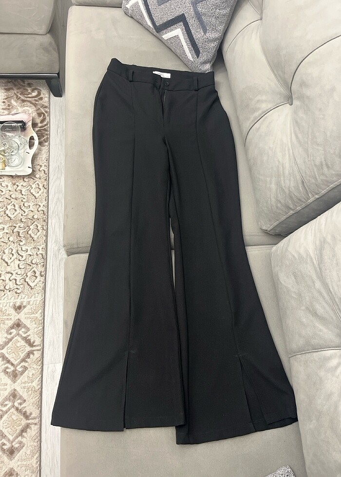 Kadın kumaş ispanyol yırtmaçlı siyah pantolon - Görsel 2