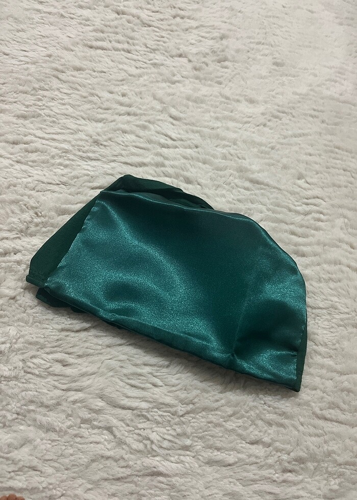 Saten yeşil bone - Görsel 2