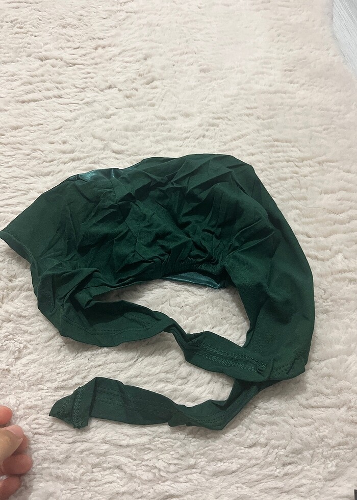 Saten yeşil bone - Görsel 4