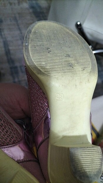 Kız çocuğu hafif dolgulu topuk - Görsel 3