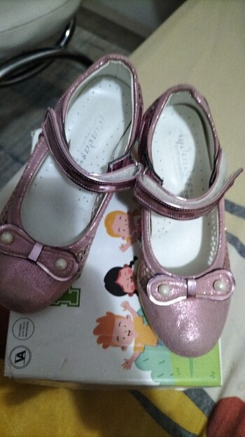 Kız çocuğu hafif dolgulu topuk - Görsel 4