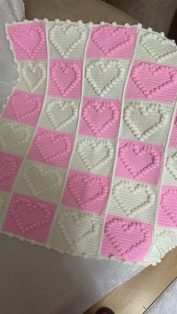 Nakışlı Pembe Örgü Çocuk Battaniyesi - Görsel 2