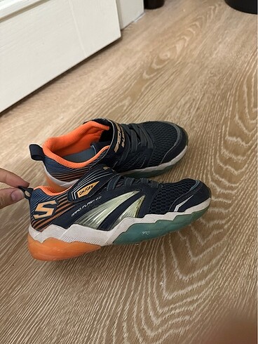 28 Beden 28 numara skechers