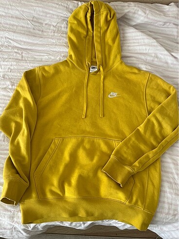 nike sweatshirt