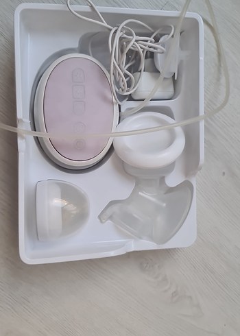 Beyaz Elektrikli Göğüs Pompası. pille de çalışıyor. - Görsel 2