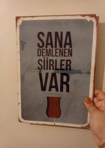 Beden Sana Demlenen Şiirler Var Tablo
