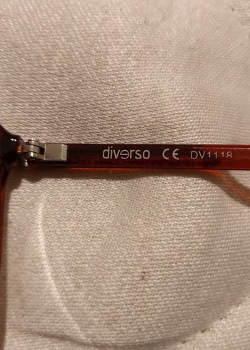 Şeffaf Parlak Bordo Kadın Gözlüğü - Görsel 4