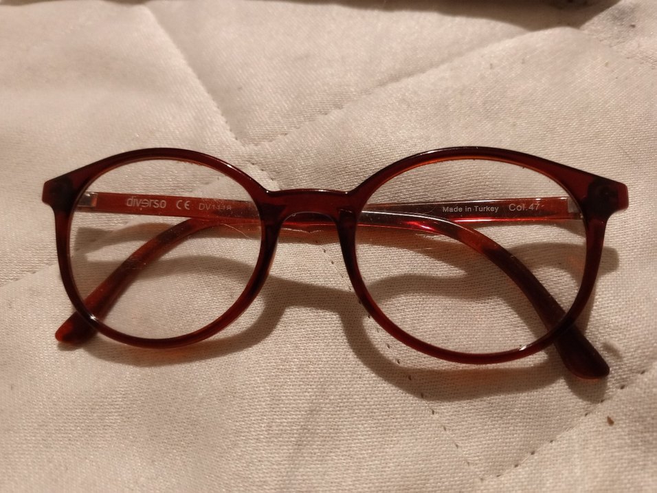 Şeffaf Parlak Bordo Kadın Gözlüğü - Görsel 2