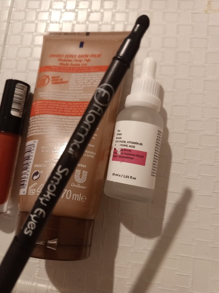 Elidor Onarıcı Saç Kremi , serum, kilit ruj, floormar göz100 tl - Görsel 3