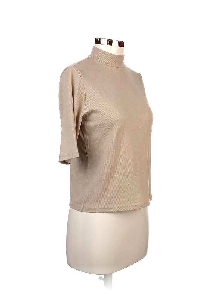 LC Waikiki T-shirt %70 İndirimli. - Görsel 2