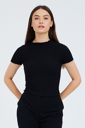 Siyah Yarım Kol Crop