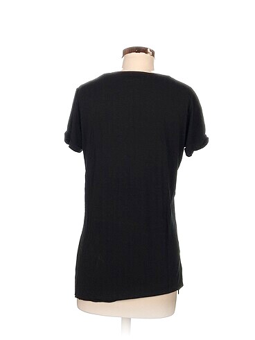 universal Beden Diğer T-shirt %70 İndirimli.