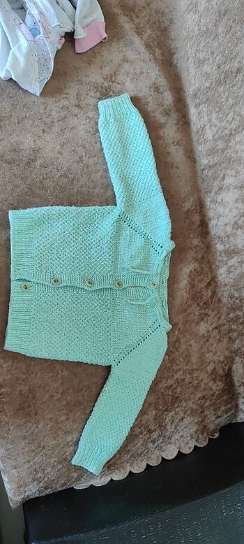 Kız bebek hirka