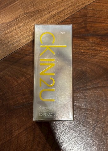 Calvin Klein CKIN2U Kadın Parfüm - Görsel 3