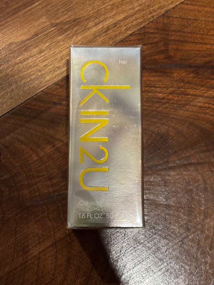 Calvin Klein CKIN2U Kadın Parfüm - Görsel 3