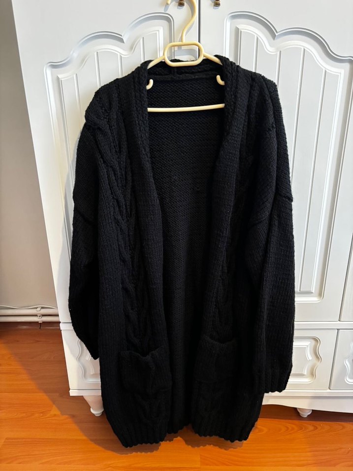 Uzun Kollu Siyah El Örgüsü Erkek Hırka - Görsel 2