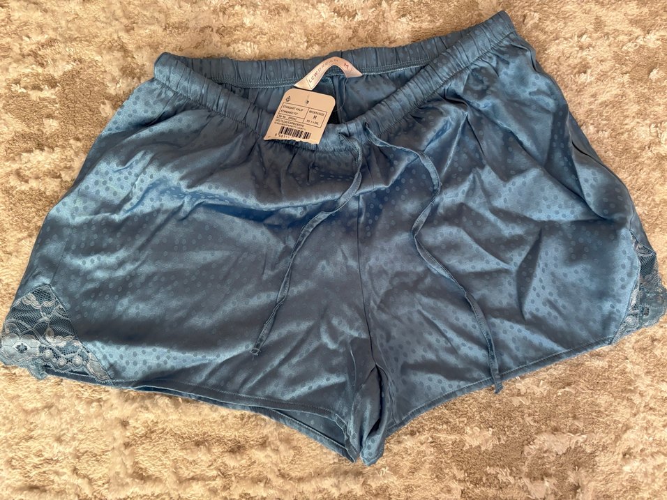 Dantel Detaylı Kadın Şort - Görsel 5