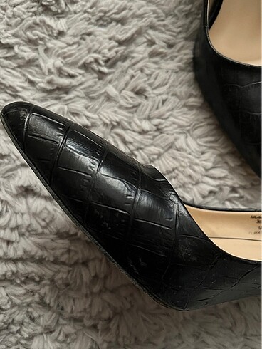 İnci deri stiletto