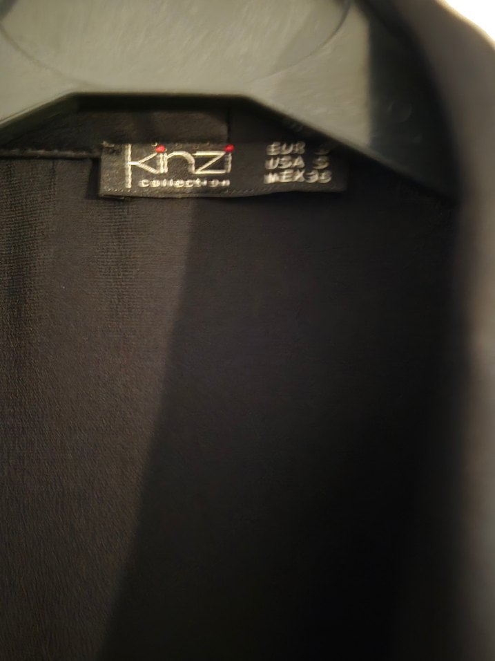 Kinzi Siyah V Yakalı Kadın sentetik  İpekli Bluz - Görsel 3