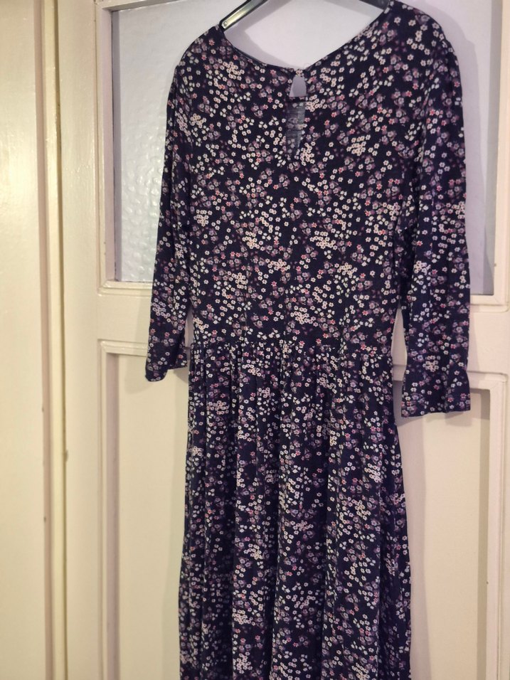 Fakir kol yuvarlak yaka çıtır çiçekli diz altı Elbise - Görsel 2