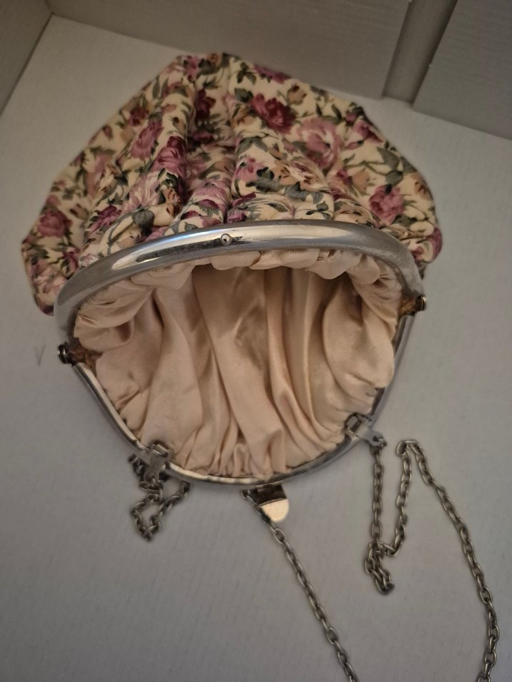 Zincir Detaylı Pembe gül desenli Vintage Çiçekli Kadın Çantası - Görsel 2