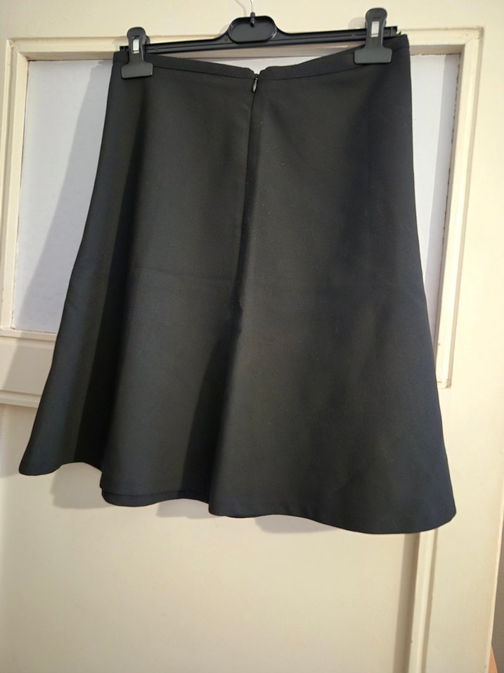 Siyah diz boyu midi Kadın Etek - Görsel 3