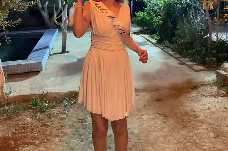 Diğer Bride elbisesi