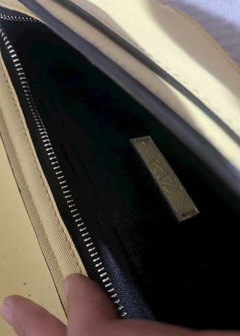 Zara Sarı Zincir Detaylı Kadın Deri Çanta