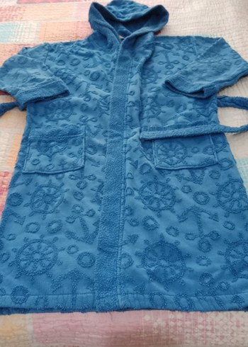 Kapüşonlu Erkek Çocuk Mavi Bornoz - Görsel 2