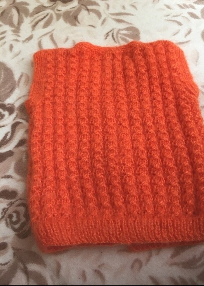 El yapımı yünlü iple yapılmiş - Görsel 2