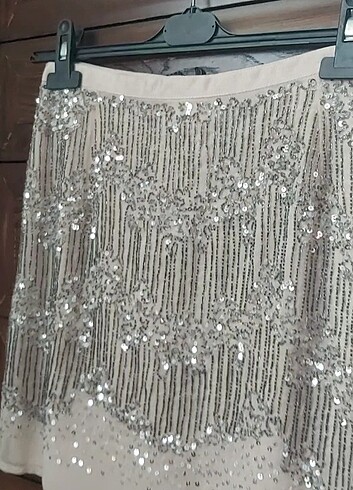 36 Beden ten rengi Renk H&M pudra rengi, pullu mini etek