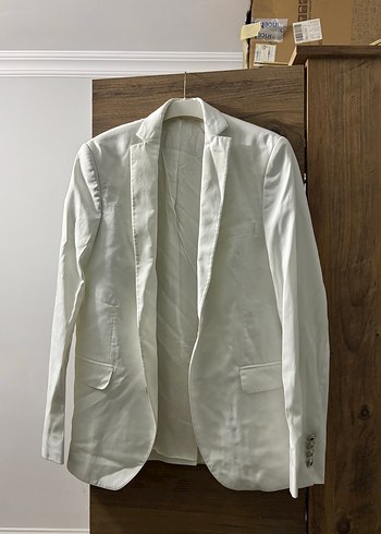 Beyaz Düğmeli Blazer Ceket - Görsel 3