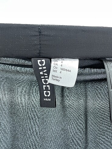 34 Beden siyah Renk H&M Uzun Etek %70 İndirimli.