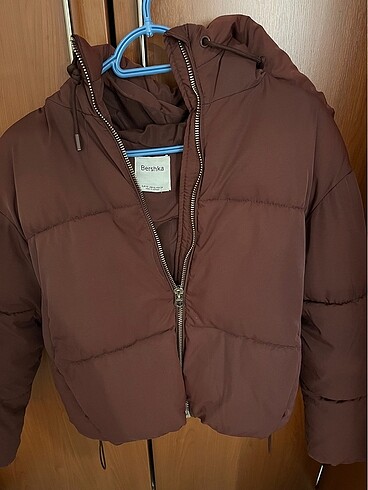 Bershka Şişme Mont
