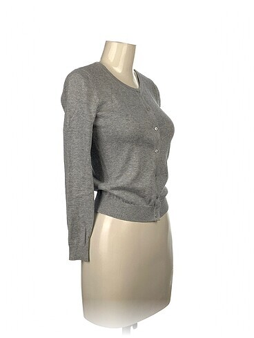 H&M H&M Hırka %70 İndirimli.