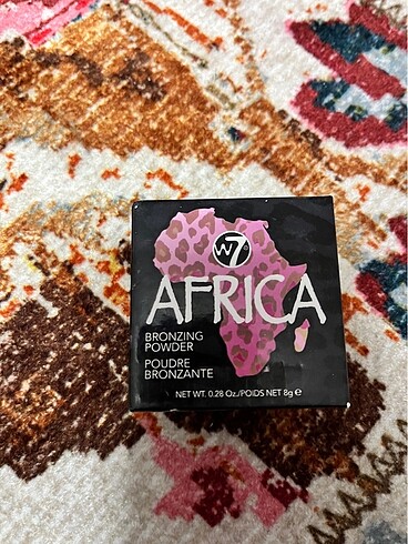 W7 Afrika