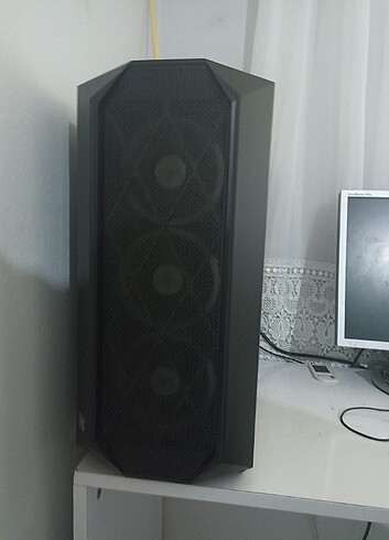 Masaüstü oyun bilgisayarı