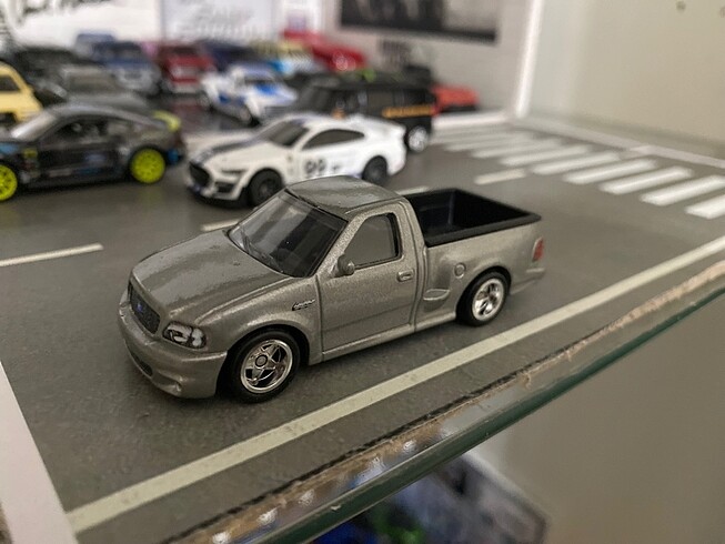 Hw premium ford f150